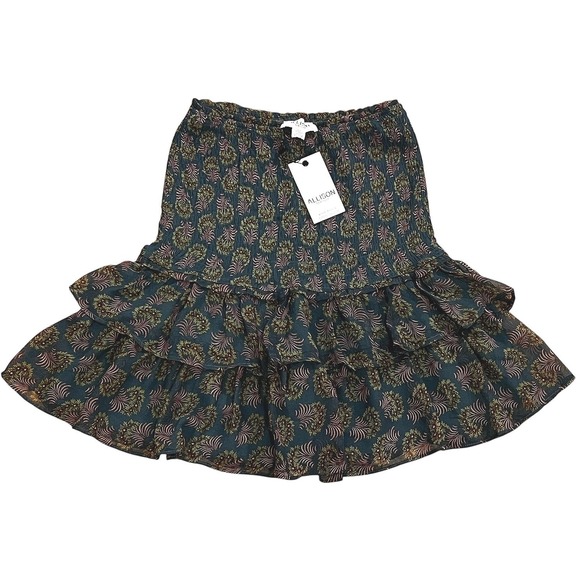 Allison New York Dresses & Skirts - Allison New York Smoked Green Pink Floral Pull On Mini Skirt Sz Small